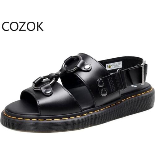 New Womens Leather Sandals Wear-resistant Anti-platform Shoes Leather Ladies Slippers Flat Shoes Fashion Casual Womens Shoes