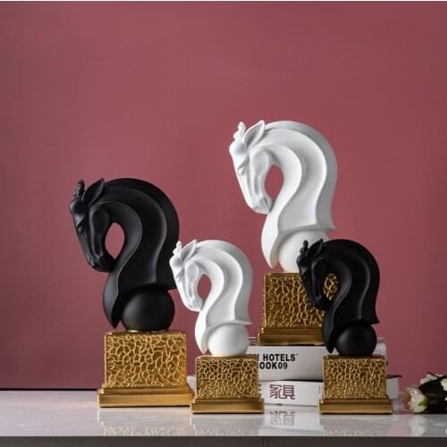 Nordic Abstract Simple Black White Horse Head Home Furnishings Living Room Office Bookcase Desktop Creative Decoration Ornaments