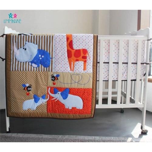 100% Cotton Newborn Baby Bed Bumpers Cartoon Cute Giraffe Hippo pattern Embroidery Baby Boys Bed Sheet Quilt Baby Bedding Sets