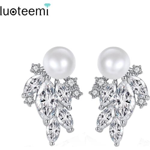 LUOTEEMI New Romantic Imitation Pearls Stud Earrings for Women Girls Dating Wedding with Shiny Cubic Zircon Fashion Jewelry Gift