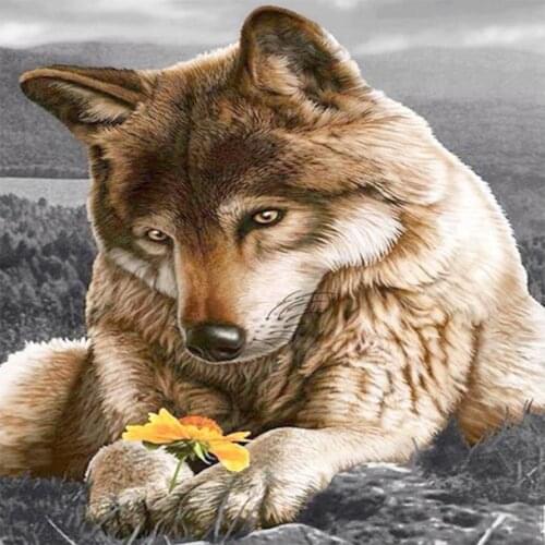 Gray wolf and little yellow flower Diamond Painting Animal Round Full Drill Nouveaute DIY Mosaic Embroidery 5D Cross Stitch gift