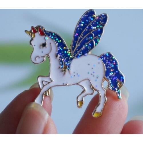 Unicorn Brooch Cute Lapel Pins Unisex Animal Badges Collar Pin for Woman Man Gifts