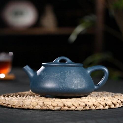 Yixing famous recommended high-quality azure sea mud all hand lettering stone gourd ladle pot of 230 ml of specials