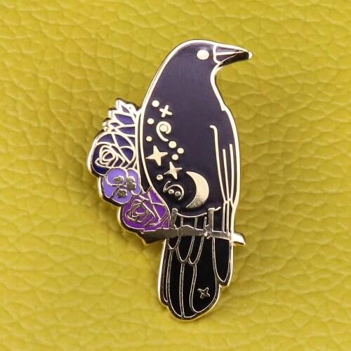 Six of crows literature badge Goth witchcraft pins Halloween art brooch bookworm gift