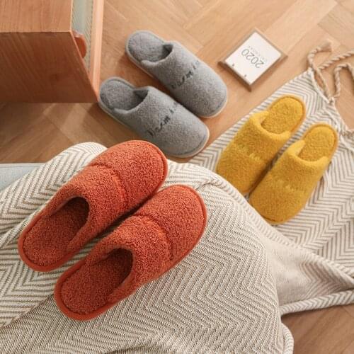 2020 New Cute Couple Slippers Home Slippers Female Winter Warm Plush Couple Cotton Slippers Mens Soft Sole Indoor Shoes