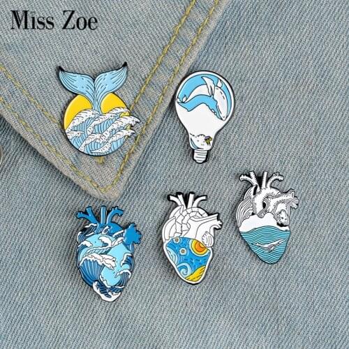 Freedom Heart Enamel Pin Custom Organ Heart Brooches Bag Clothes Lapel Pin Ocean Wave Badge Whale Jewelry Gift for Kids Friend