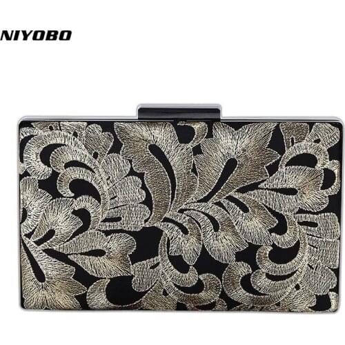 2018 New Vintage Fashion Envelope Women Wallet Bag Clutches Woman Messenger Bags Embroidery Clutch Female Shoulder Bags
