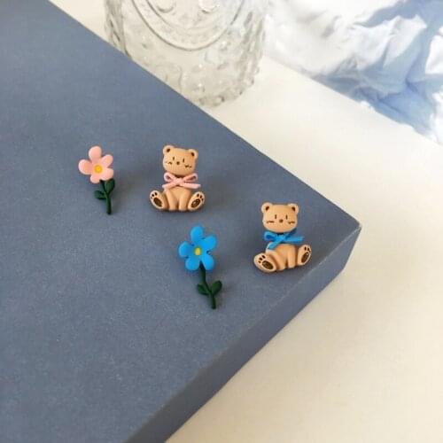 Cartoon bear sweet small fresh flower asymmetric earrings