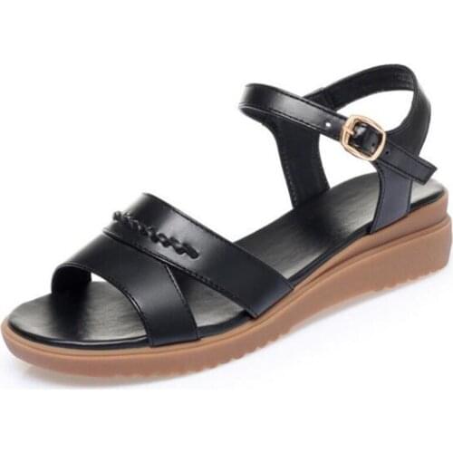 2021 New Fish Mouth Soft Genuine Leather Sandals Women Fashion Sandals Flat Heel Plus Size Soft Sole Casual Comfortable Sandals