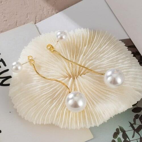LOVR Fashion Korean Pearl Drop Earrings For Women Vintage Statement Geometric Earrings 2021 Female Jewelry Wholesale Accessories
