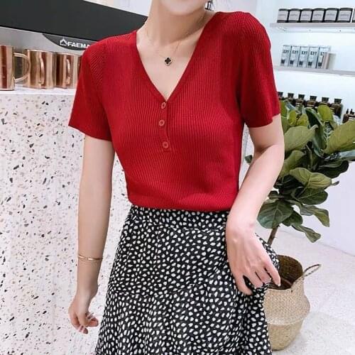 Woman Sweaters Summer Silk Ice Knitwear Slim V-neck Womens Button Short-Sleeved T-shirt Womens Top