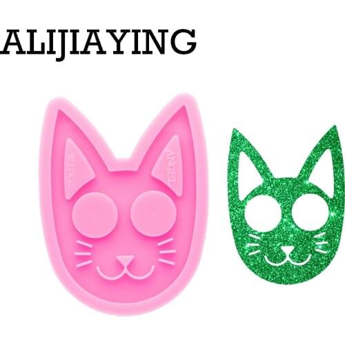 DY0609 Super Glossy Self-defense Cat Resin Keychain Silicone Mold Epoxy Craft Molds DIY Polymer Clay Resin Crafting Mould