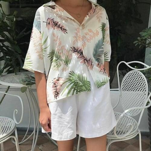 Summer Women Hawaiian Tops Blouse Ladies Beach Leaves Printed Button Shirt Short Sleeve Beach Shirt Fashion Blouse Female Blusas