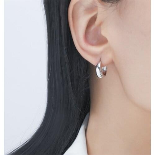 Minimalist Circle Hoop Earrings for Women Punk Small Huggie Earrings Metal Gold/Silver Color Loop Jewelry Simple Fashion Brincos