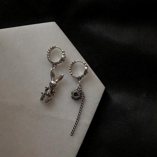 Rabbit Chain Smiley Face Asymmetrical Earrings Retro Personality Fashion Jewelry For Women Feature Namour Charm Gift All Seasons
