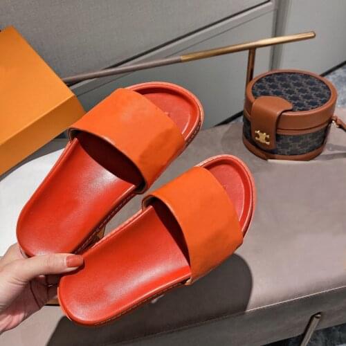 2021 new thick soled sandals non slip home slippers travel beach shoes summer jelly color soft soled slippers35-41