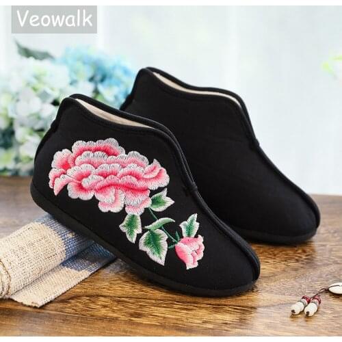 Veowalk Winter Women Warm Thick Cotton Fabric Lining Short Boots Comfortable Ankle Booties Retro Ladies Embroidered Shoes