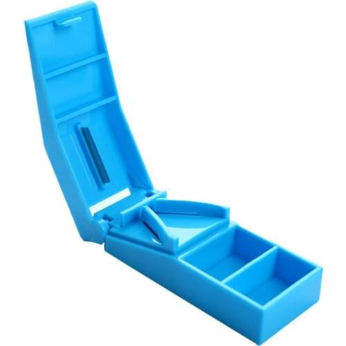 NEW Portable Tablet Pill Splitter Medicine Cutter Quarter Compartment Box