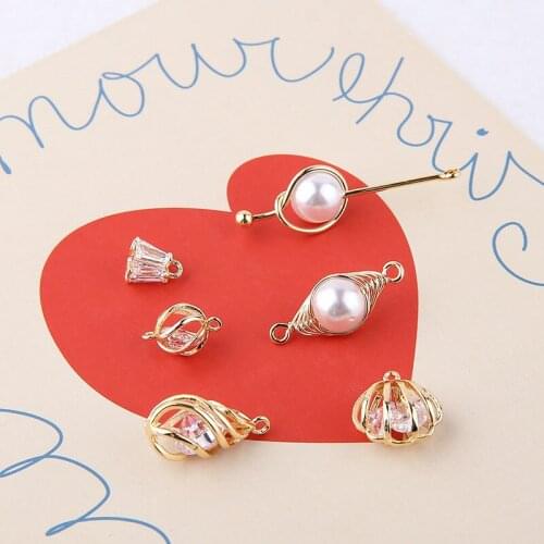 2pcs hot-sales Vintage Electroplated Pearl Zircon 2020 Earrings Statement Irregular Geometric Pendant Diy Jewelry Accessories