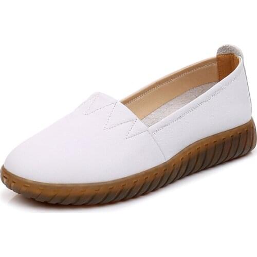 2021 New Top Soft Cowhide Shallow Mouth Beef Tendon Soft Sole Women Shoes Flat Loafers Shoes Large Size Women Casual Shoes Flats