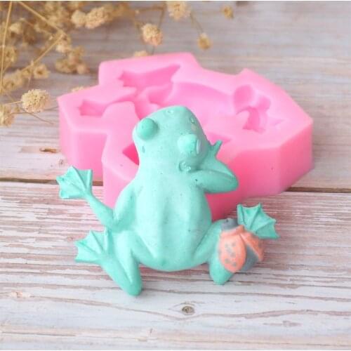 Frog Silicone Mold 3D Insert Shape Sugarcraft Fondant Cake Decorating Tools Chocolate Clay Moulds
