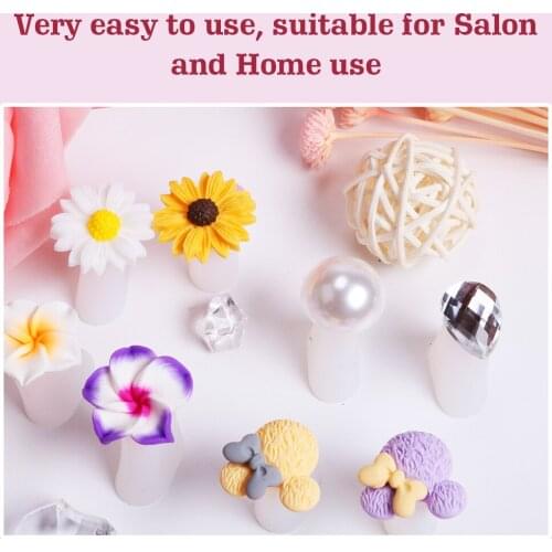Cute 8Pcs/Set Nail Art Toes Separators Fingers Foots Silicone Spacers Cushions Daisy Flower Toes Dividers Manicure Pedicure Tool