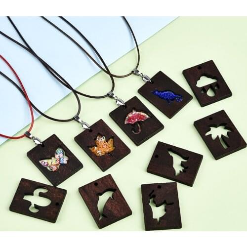 10pcs Wooden Open Bezel Pendant Charms With Clasp Fit DIY Epoxy UV Resin Jewelry Making Keychain Jewelry Findings