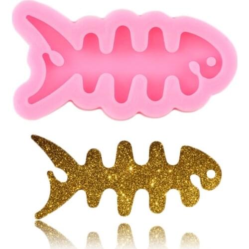 Super Glossy Fish Skeleton Keychain Mold Polymer Clay Pendant Molds Handmade Necklace Making Jewelry Epoxy Resin Silicone Mould