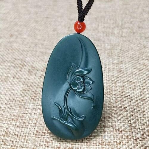 Hetian Jade Pendant Dripping Lotus Sapphire Can Be Worn By Men and Women
