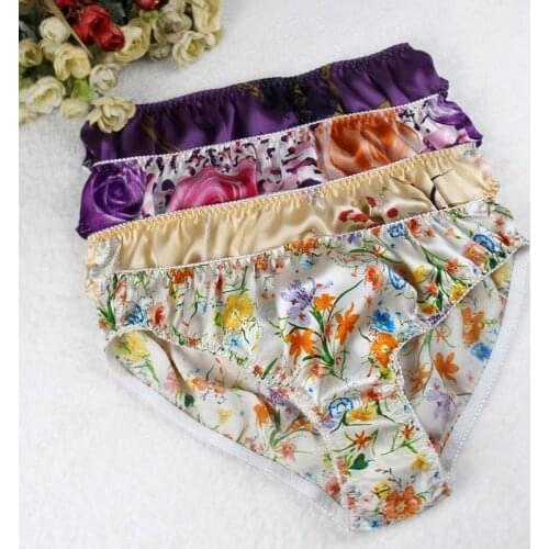 The new plus-size womens silk panties 100% mulberry silk satin print light breathable mid-waist Briefs womens underwear