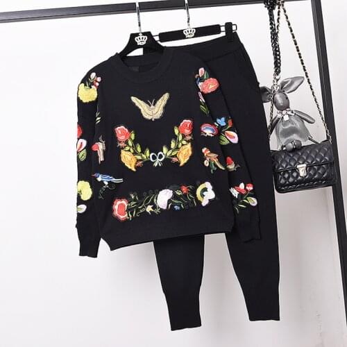 Womens Knitted Tops Fashion Embroidery Two Piece Set Butterfly Flowers Long Sleeve Sweater + Casual Pants Ladies Outfits H1614