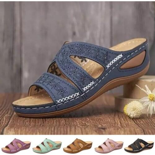 Menore Women's Slippers