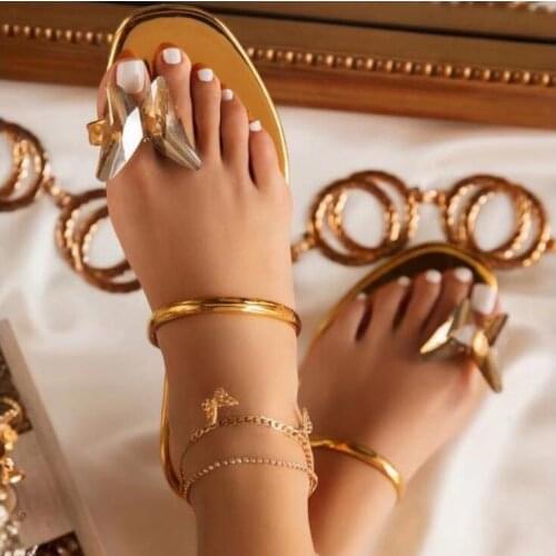 2021 Summer New Style with Rhinestone Golden Butterfly Single Finger Women Beach Sandals Outdoor Leisure All-match Ms Slippers