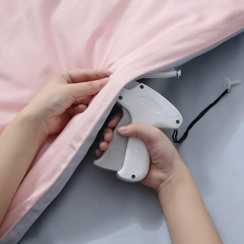 Bed Duvet Cover Sheet Holder Clip Snap Fix Clip Clamp Fastener Quilt Gripper Portable Blanket Sheet Home Useful Accessories