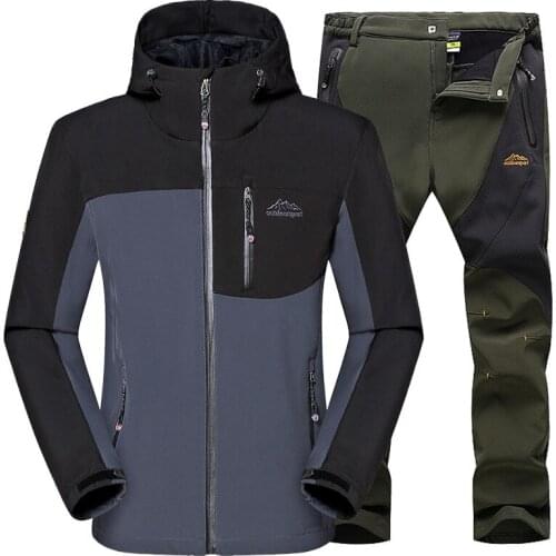 DIRENJIE Hiking Clothing