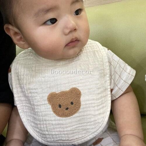 Ins Korean style baby bear embroidery cotton saliva towel bib newborn soft organic cotton bib accessories