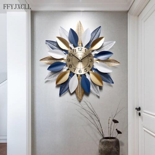 Modern Simple Creative Clock Bedroom Mute Hanging Clock Northern European Light Luxury Household Restaurant wall decor