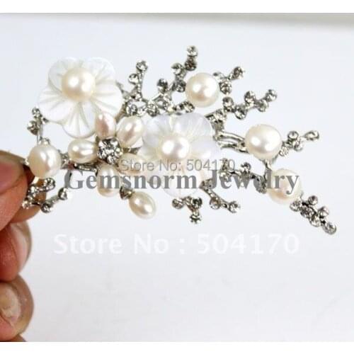 Charming Freshwater White Pearl Flower Brooches Rice Pearls Shell Petal New Fashion Floral Jewelry 10pcs/lot FP300