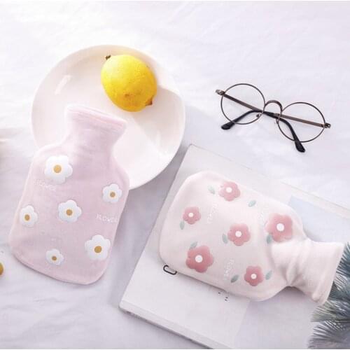 1pc Lovely Cartoon Hand Po Warm Water Bottle Mini Hot Water Bottles Portable Hand Warmer Girls Warm Palace Feet Hot Water Bags