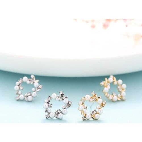 Korean Elegant Shiny Rhinestone Simulated Pearl Garland Drop Earrings for Women Girl Hollow Round Statement Earrings Brincos