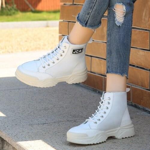 Casual wild 2020 new net red thick-soled lightweight short boots increase British style winter womens boots