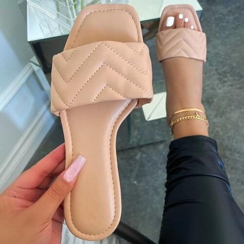 2021 Flat Heels Beach Casual Slides Shoes Woman Outdoor Sandals Flip Flops Muter Soft Leather Woven Slippers Women Summer