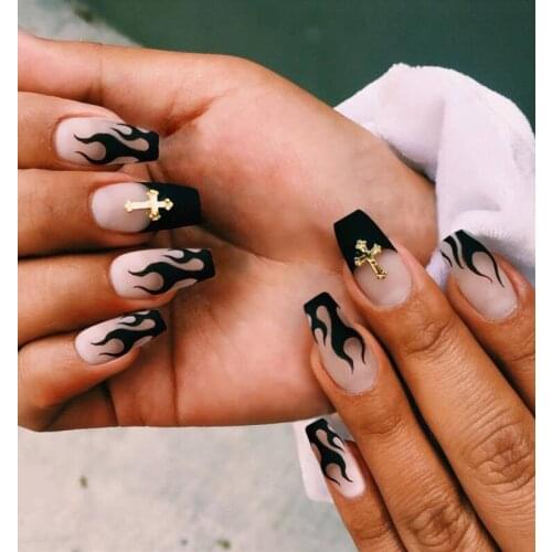 24pcs Black Flame Printed Nail Patch Glue Type Removable Mid Length Paragraph Fashion Manicure False Nail Patch Nail Sticker