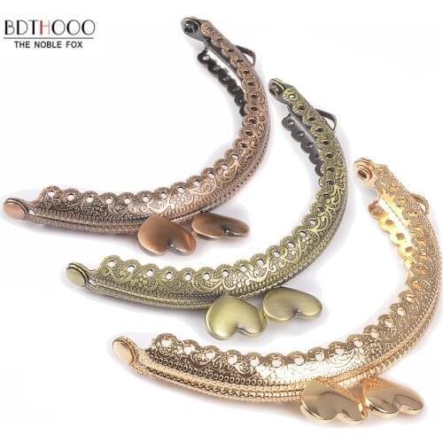 10pcs/lot 8.5cm Round Metal Purse Frame Handle for Clutch Bag Accessories Making Kiss Clasp Lock Bronze Tone Bags Hardware