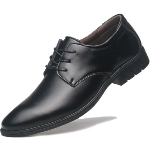 New Shoes for Men Leather Man Shoe Lace Up Loafers Breathable Oxfords Fringe Formal Dress Retro Mans Footwear Elevator Shoes