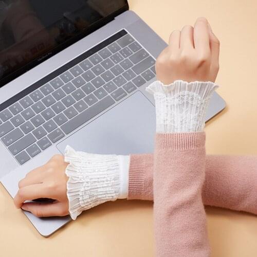 1 Pair Women Fake Flare Sleeves Girls Pleated False Cuffs Solid Color Sweater Wrist Warmers Horn Cuffs Clothing Accessories