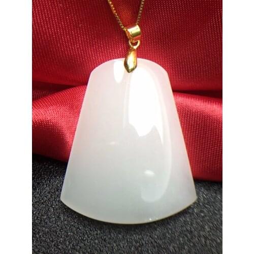 Natural and Tian Yu Bing Qing Yu Jie Lotus Pendant Pendant necklace sweater chain