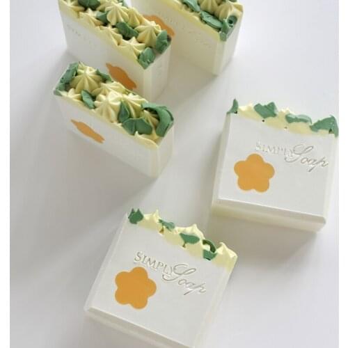 Natural Essential Oil Handmade Soap Cleansing Moisturizing Little Yellow Flower Cleansing Bath Cold Process Soap Creative Gift