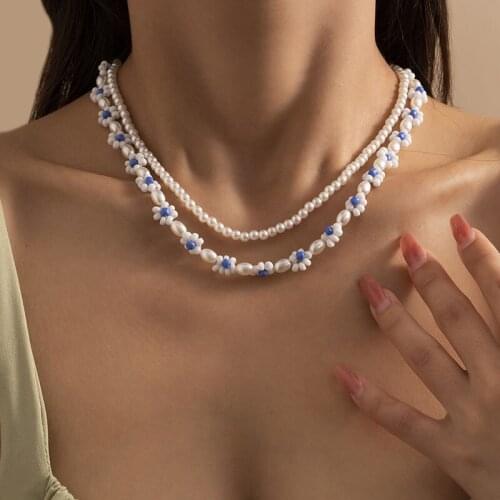 Vintage Rural Style Seed Beads Daisy Flower Pearls Choker Necklace for Women Summer Beach Beaded Necklaces Collar Jewelry Gift