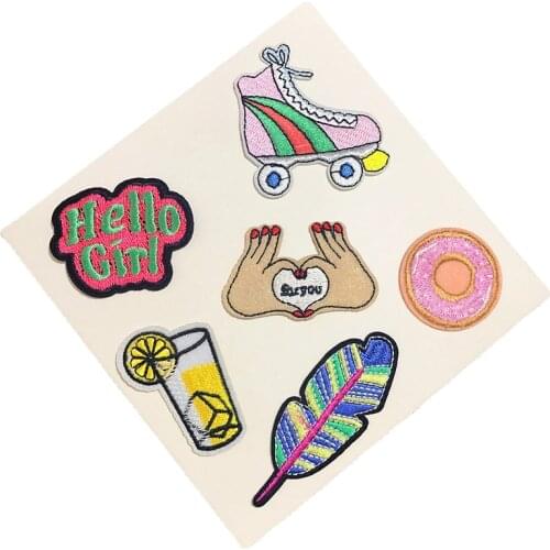 100pcs/lot Embroidery Patches Roller Skate Letter Leaf Juice Doughnut Clothing Accessories Motorcycle Patch Iron for Clothes